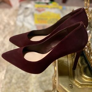 BCBGeneration absolutely beautiful dark brown size 9-B